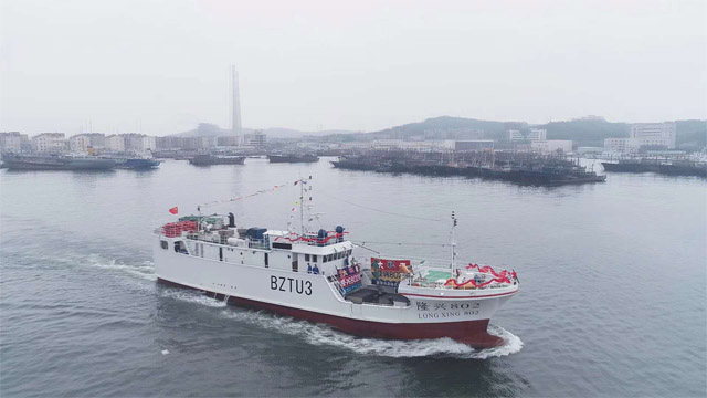 我國自主建造的首批兩艘大洋性玻璃鋼超低溫金槍魚延繩釣船隆興801和隆興802順利啟航，對于我國的玻璃鋼漁船產(chǎn)業(yè)化進程具有里程碑式的重要而深遠的意義。廣東博皓提供玻璃鋼船艇選材解決方案。