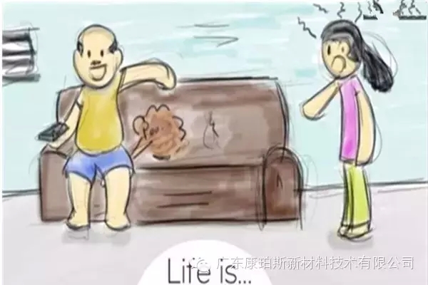 人生就是。。。 妻子已經(jīng)發(fā)火，你卻肆無(wú)忌憚地放屁&ldquo;排毒氣&rdquo;